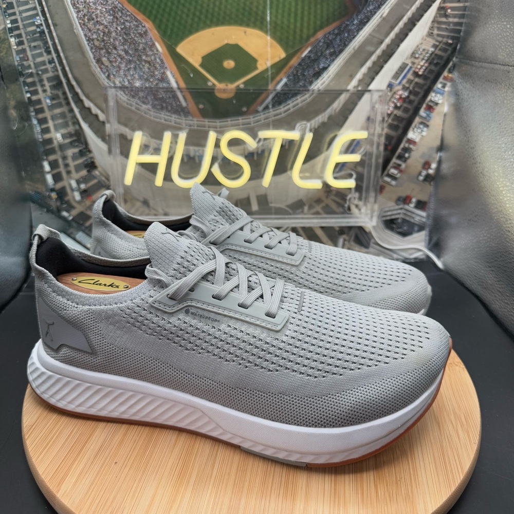 Clarks Women's Gray Athletic Shoes